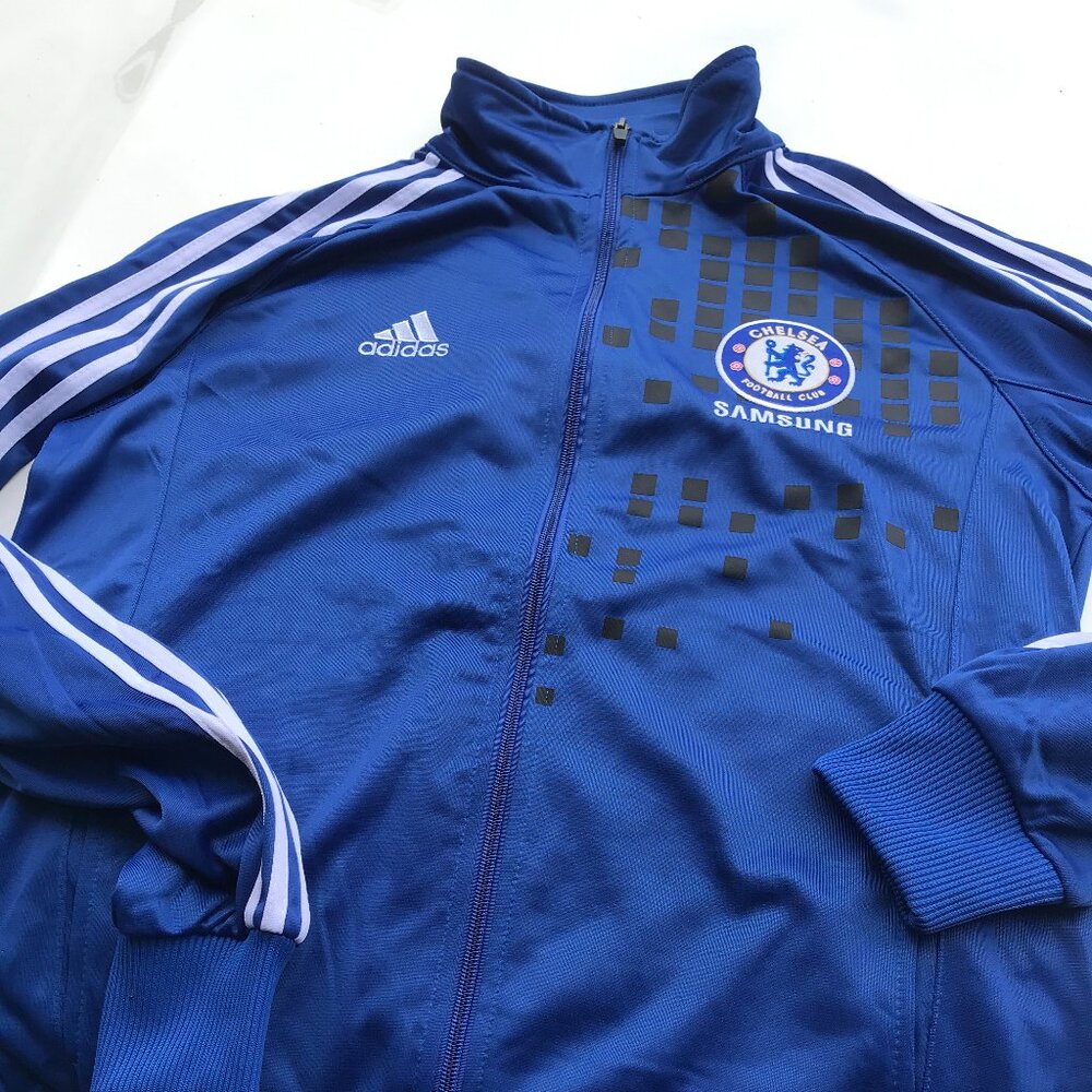 Chelsea FC jersey. Unisex . Medium. New.